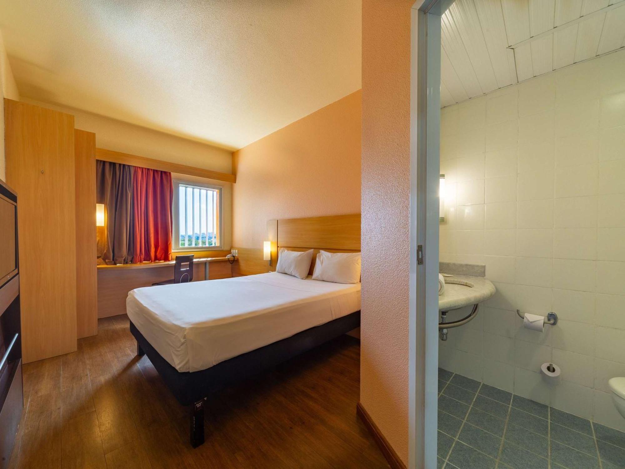 Ibis Manaus Distrito Industrial Екстериор снимка